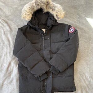 Black Canada goose jacket